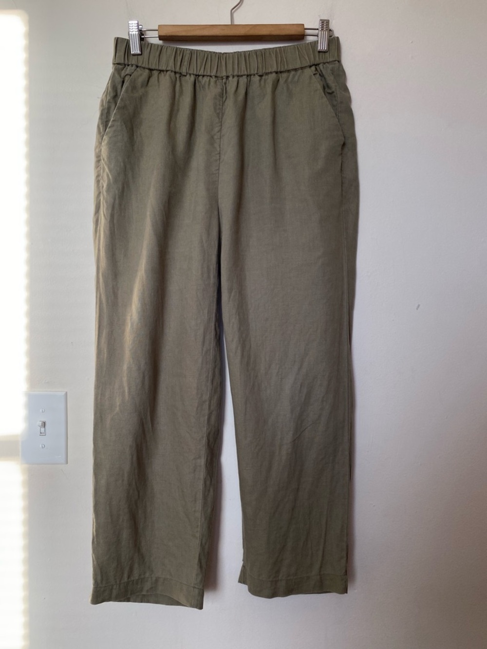 QUINCE Linen Tapered Leg Cropped Pull On Pants Sand Tan Sz Small CMA01